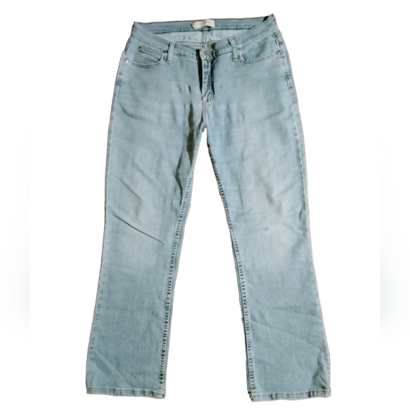 Vintage 'As Real As Wrangler' Light Wash Relaxed Fit Women's Denim Jeans - Picture 2 of 13